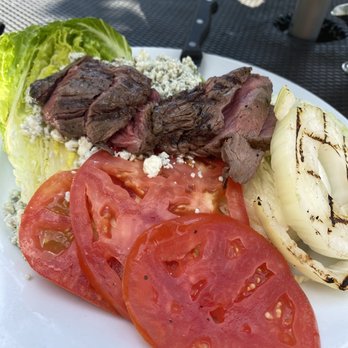 Henry's - Marinated Steak Salad - New American Near Me - Wilmington, North Carolina