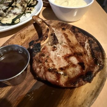 Everett Farms - American Near Me - Lake Forest, Illinois