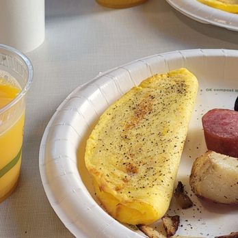 Hampton Inn Ukiah - Round 1 with OJ. - Hotels Near Me - Ukiah, California Hampton Inn Ukiah - Round 1 with OJ. - Hotels Near Me - Ukiah, California