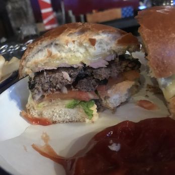 The Old Crown - Dry, small, well done burger (i asked for medium) - Pubs Near Me - London, XGL The Old Crown - Dry, small, well done burger (i asked for medium) - Pubs Near Me - London, XGL