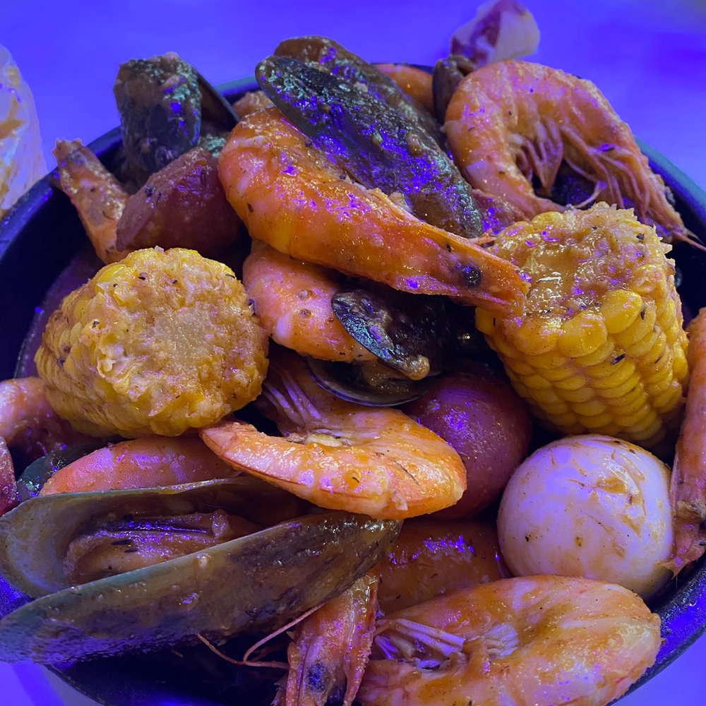 Bag O' Crab - C1 Combo: Mussels and Shrimp with head on Cajun seasoning with little spice - Seafood Near Me - Berkeley, California Bag O' Crab - C1 Combo: Mussels and Shrimp with head on Cajun seasoning with little spice - Seafood Near Me - Berkeley, California
