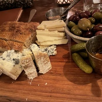 Proof - Charcuterie Board - Lounges Near Me - Lancaster, Pennsylvania