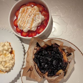 Jaleo - Flan, strawberry olive cake, basque-style cheesecake - Spanish Near Me - Las Vegas, Nevada Jaleo - Flan, strawberry olive cake, basque-style cheesecake - Spanish Near Me - Las Vegas, Nevada