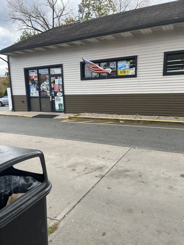SAM’S FOOD STORES 2ND School St, East Granby, Connecticut Grocery