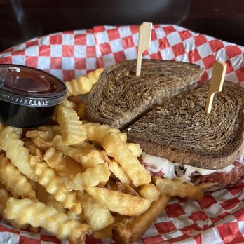 The Black Rose - Reuben Sandwich - American Near Me - Boston, Massachusetts The Black Rose - Reuben Sandwich - American Near Me - Boston, Massachusetts