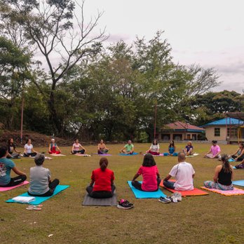 Siomara Yogini - Festival Holistico en Colombia. RenaSer - Yoga Near Me