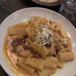 Vodka Rigatoni with shramps