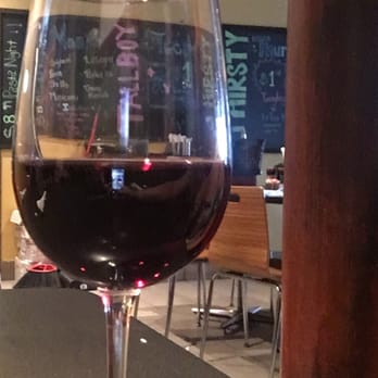 Al's Pizza - Dollar off wine - Pizza Near Me - Jacksonville Beach, Florida