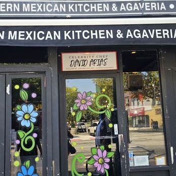 Spanglish NYC - Outside - Mexican Near Me - Bayside, New York Spanglish NYC - Outside - Mexican Near Me - Bayside, New York