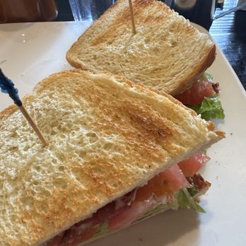 New Taraval Cafe - Breakfast & Brunch Near Me - San Francisco, California