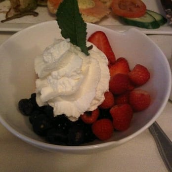 Corner House On Main - Fresh Berries - French Near Me - Stouffville, Ontario