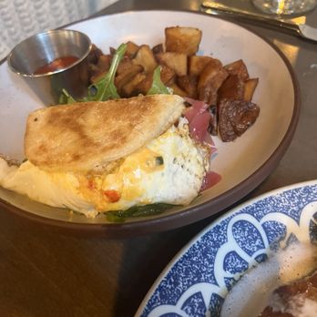 Farm Bar - Lakeview - Bars Near Me - Chicago, Illinois Farm Bar - Lakeview - Bars Near Me - Chicago, Illinois