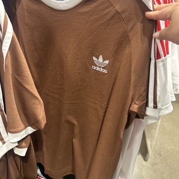 Adidas - Accessories Near Me - Leesburg, Virginia