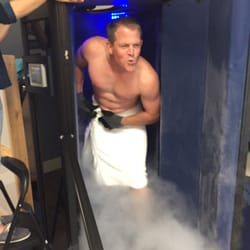 Chiltonic - Exiting the chamber in blue steel fashion