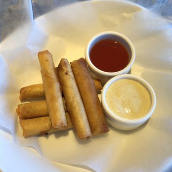 Yard House - New American Near Me - Lombard, Illinois