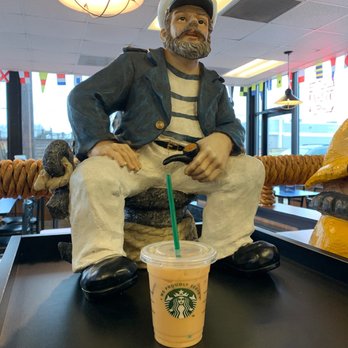 Captain Sundae - Cute nautical theme, serves starbucks! - Ice Cream & Frozen Yogurt Near Me - Holland, Michigan