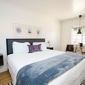 Viking Inn - King room - Hotels Near Me - Solvang, California Viking Inn - King room - Hotels Near Me - Solvang, California