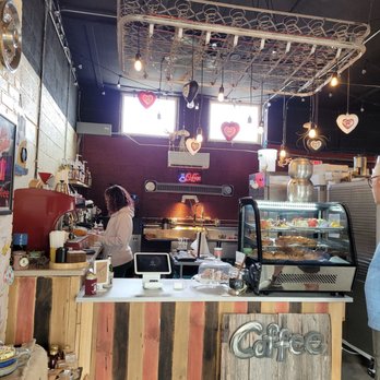 Fryeday Coffee Roasters - Inside the coffee shop - Coffee Roasteries Near Me - Cramerton, North Carolina