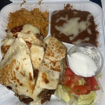 El Trompudo - Quesadilla Order (Carnitas) - Mexican Near Me - El Sobrante, California El Trompudo - Quesadilla Order (Carnitas) - Mexican Near Me - El Sobrante, California