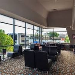 Hoyts Takapuna - Relaxing coffee/bar lounge