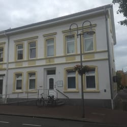 Internist Alexander Ahrens