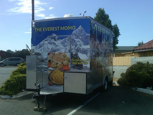 The Everest Momo by null