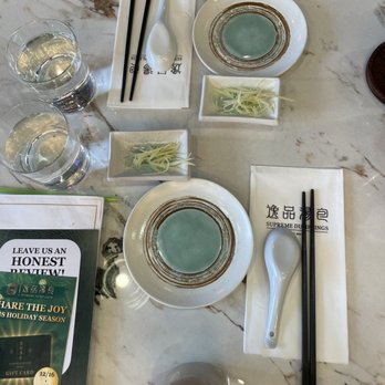 Supreme Dumplings - Table setting - Shanghainese Near Me - Bellevue, Washington Supreme Dumplings - Table setting - Shanghainese Near Me - Bellevue, Washington