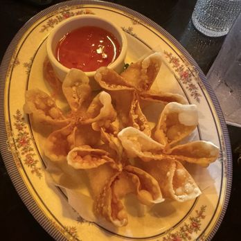 Momo Sushi - Japanese Near Me - Minneapolis, Minnesota