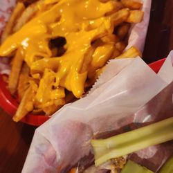 Uncle Al's - Cheese fries