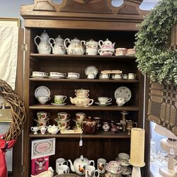 Susie Bella’s Antiques & More