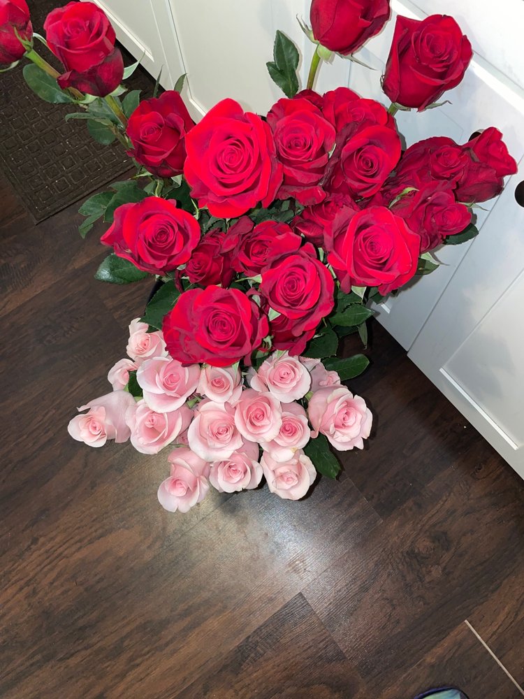 TRAVIS WHOLESALE FLORISTS 24 Photos & 36 Reviews Florists 240 W
