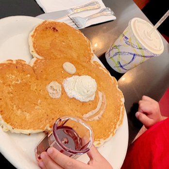 Russell's - Kids Chocolate Chip Pancake - American Near Me - Pasadena, California Russell's - Kids Chocolate Chip Pancake - American Near Me - Pasadena, California