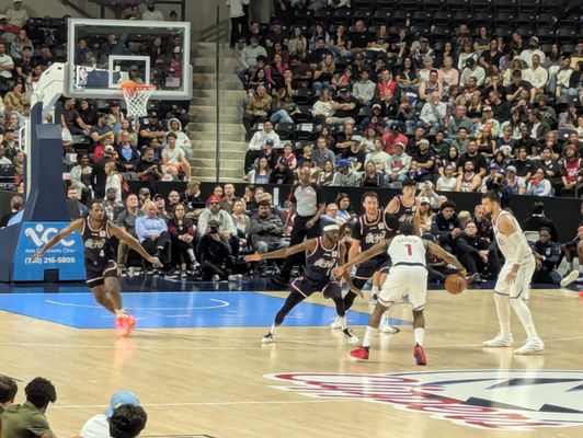 Frontwave Arena by null