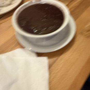 El Cubano - Black Beans Soup - Sopa de Frijoles Negros (16 oz) - Cuban Near Me - Valencia, California El Cubano - Black Beans Soup - Sopa de Frijoles Negros (16 oz) - Cuban Near Me - Valencia, California