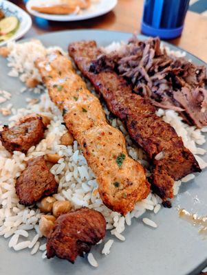 Istanbul Grill & Deli by null