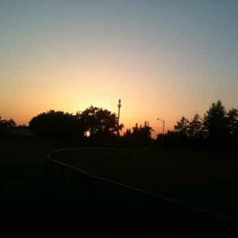 Phoenix Park - Sunset - Parks Near Me - Fair Oaks, California