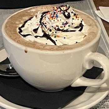 Finn's Fish House - Hot chocolate - Seafood Near Me - Seaside, Oregon