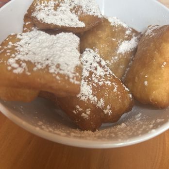 Ruby Sunshine Charlotte Southend - Beignets Starter - Breakfast & Brunch Near Me - Charlotte, North Carolina