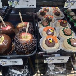 Fligner's Market - Fligner's bakery always keeping up with fabulous baked goods for the holidays!