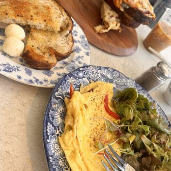 {petite} maman - Omelet and croque - Bakeries Near Me - Miami, Florida {petite} maman - Omelet and croque - Bakeries Near Me - Miami, Florida