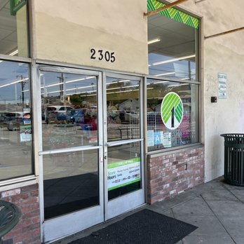 Dollar Tree - 4/19/23 Entrance, business hours - Discount Store Near Me - Monterey Park, California Dollar Tree - 4/19/23 Entrance, business hours - Discount Store Near Me - Monterey Park, California