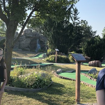 Puttin' 4 Paws - wo girls playing mini golf - Ice Cream & Frozen Yogurt Near Me - Lexington, Michigan Puttin' 4 Paws - wo girls playing mini golf - Ice Cream & Frozen Yogurt Near Me - Lexington, Michigan