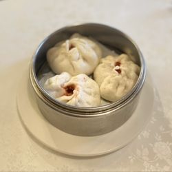 CaiE Oriental Asian Bistro - Pork Bao