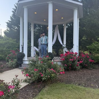Rose Hall Event Center - Gazebo! - Venues & Event Spaces Near Me - Dallas, Georgia