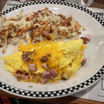 Black Bear Diner Fresno - Ham & Cheese Omelette. Note, much of the cheese isn't melted. - Diners Near Me - Fresno, California Black Bear Diner Fresno - Ham & Cheese Omelette. Note, much of the cheese isn't melted. - Diners Near Me - Fresno, California