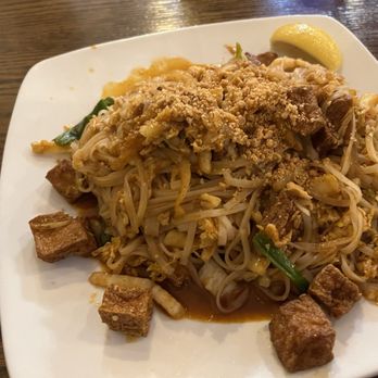Chef Cao's - Pad Thai with tofu - Chinese Near Me - College Station, Texas