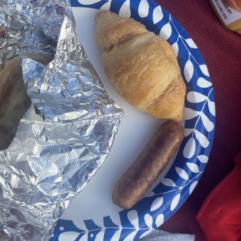 Arizona Balloon Safaris - Breakfast - veggie quiche, croissant and sausage - Hot Air Balloons Near Me - Phoenix, Arizona