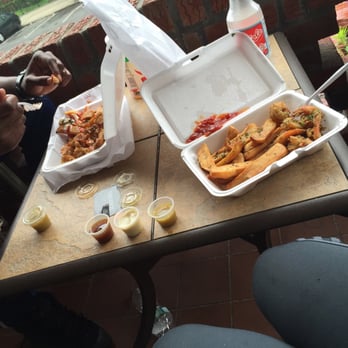 Island Burger - Shrimp & chips and the shrimp and fish combo with all the sauces. Tambrine sauce, garlic sauce, mango chutney sauce ! - Burgers Near Me - Brooklyn, New York