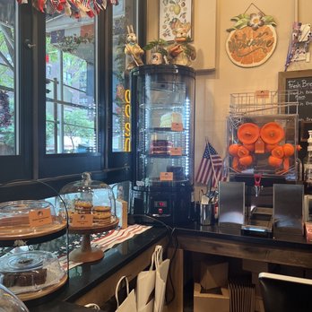 Crumbly Cafe & Bakery - Bakeries Near Me - New York, New York Crumbly Cafe & Bakery - Bakeries Near Me - New York, New York