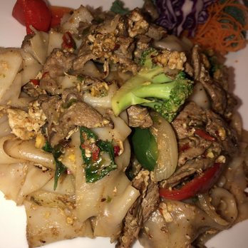 Twisted Noodles - Thai Near Me - Chapel Hill, North Carolina